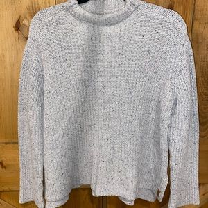 Roots Salt & Pepper Turtle neck sweater - Women’s large